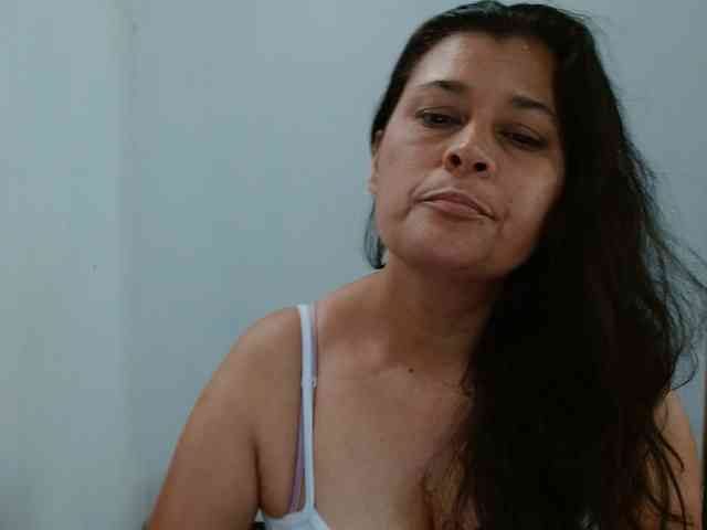 Adrianamilf webcam