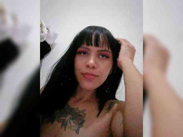 Brdomi Live Webcam on BongaCams Brdomi Live Webcam on BongaCams