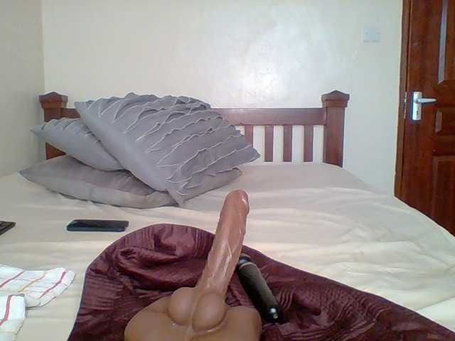 blackbeauty8's BongaCams show and profile