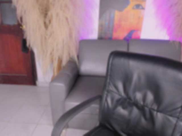 Eva-abaad's BongaCams show and profile