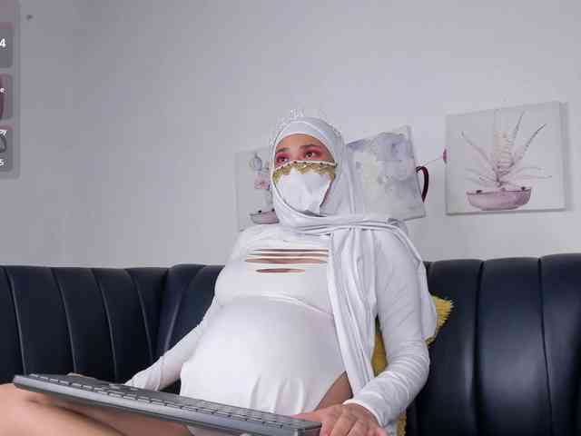 Eva-abaad webcam