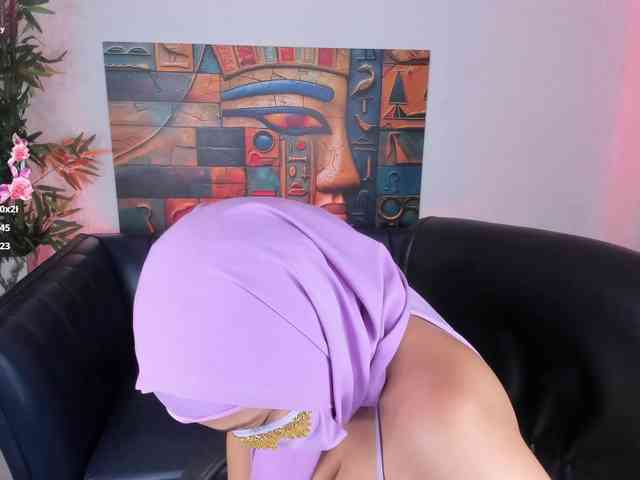 Eva-abaad webcam
