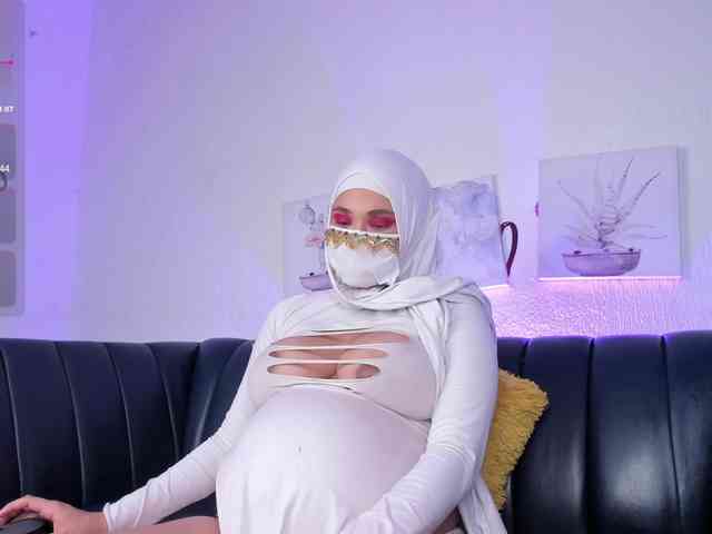 Eva-abaad webcam