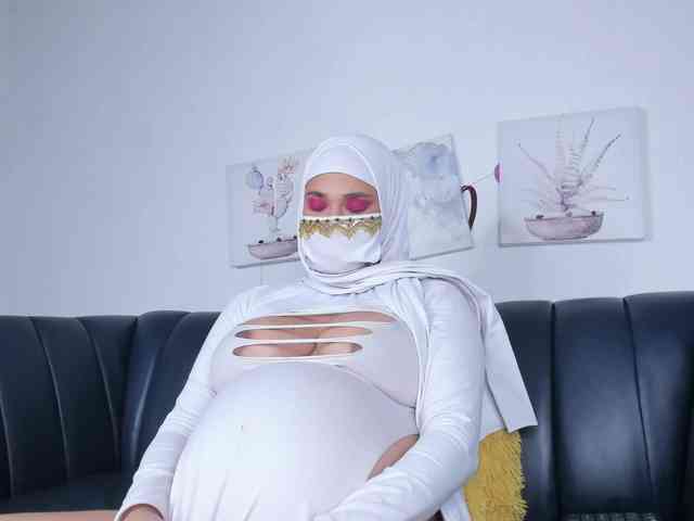 Eva-abaad webcam