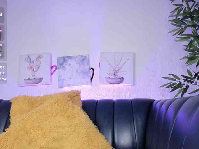Eva-abaad webcam