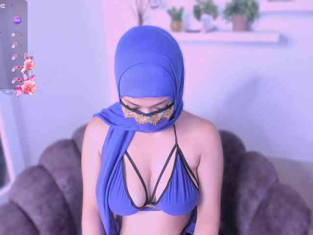 Eva-abaad Live Webcam on BongaCams