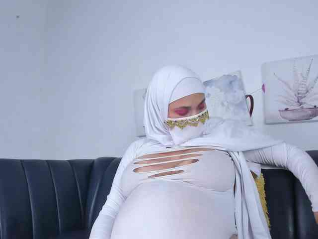 Eva-abaad webcam