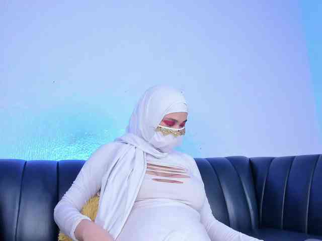 Eva-abaad webcam