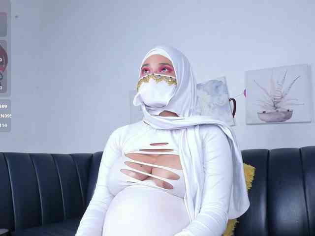 Eva-abaad webcam