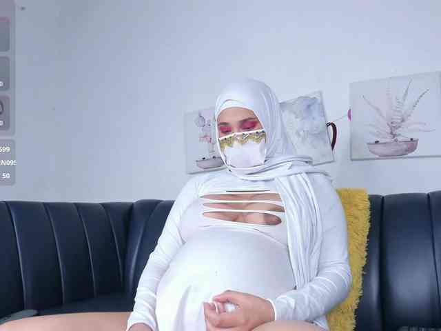 Eva-abaad webcam