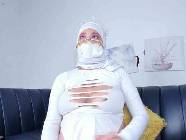 Eva-abaad webcam