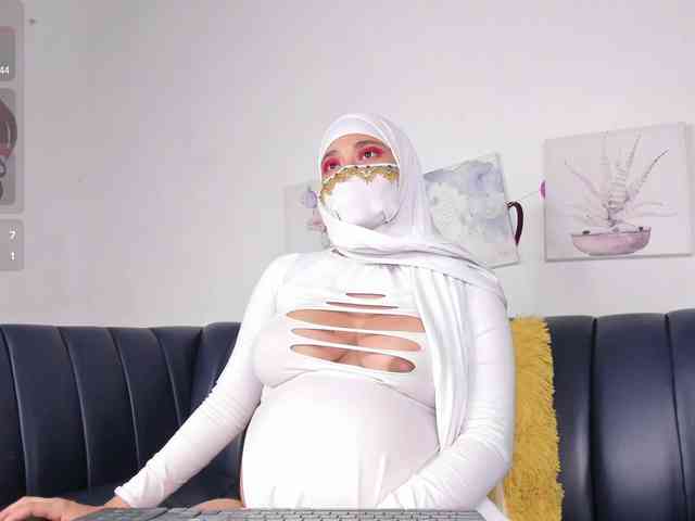 Eva-abaad webcam