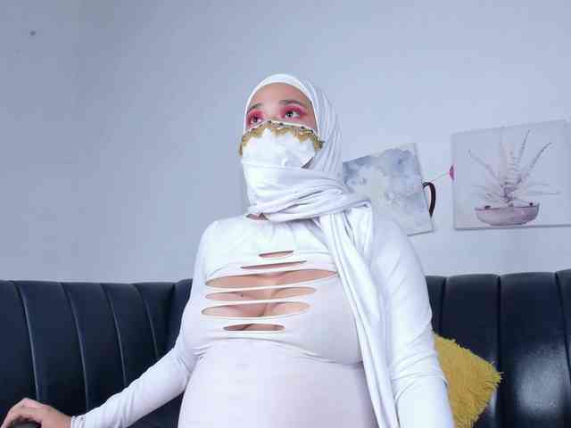 Eva-abaad webcam