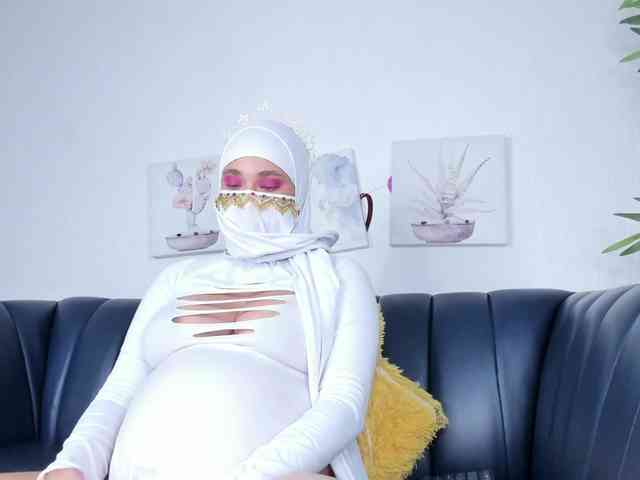 Eva-abaad webcam