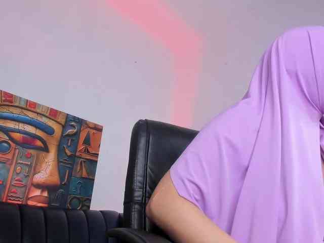 Eva-abaad webcam
