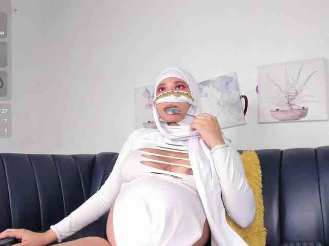 Eva-abaad webcam