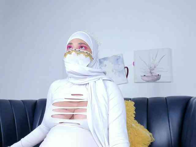 Eva-abaad webcam