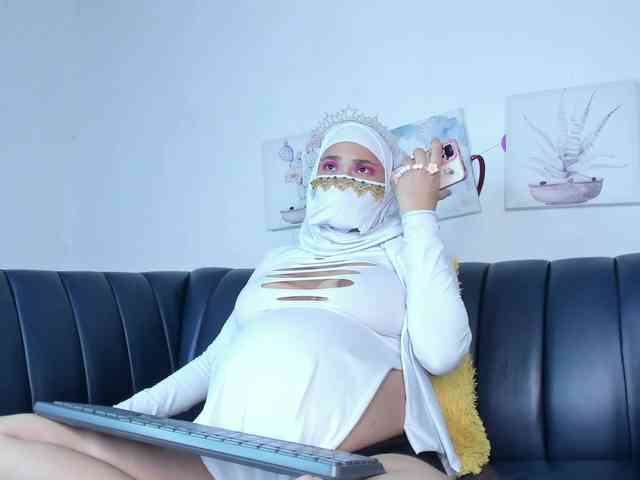 Eva-abaad webcam