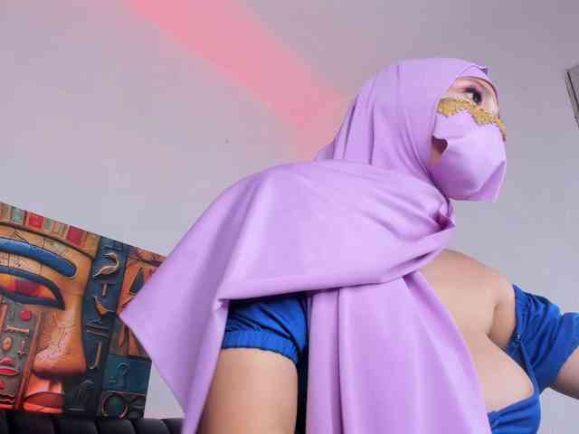 Eva-abaad webcam