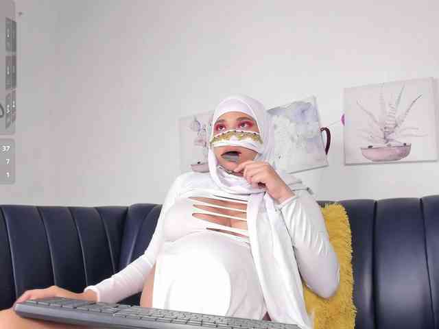 Eva-abaad webcam