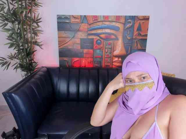 Eva-abaad webcam