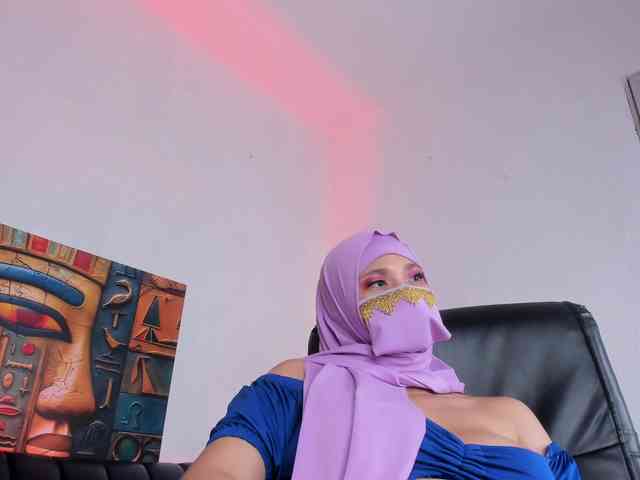 Eva-abaad webcam