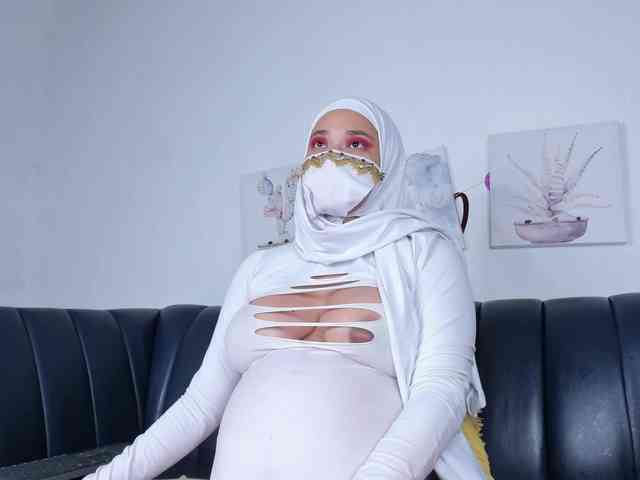 Eva-abaad webcam