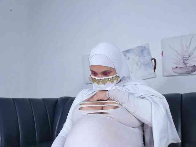 Eva-abaad webcam