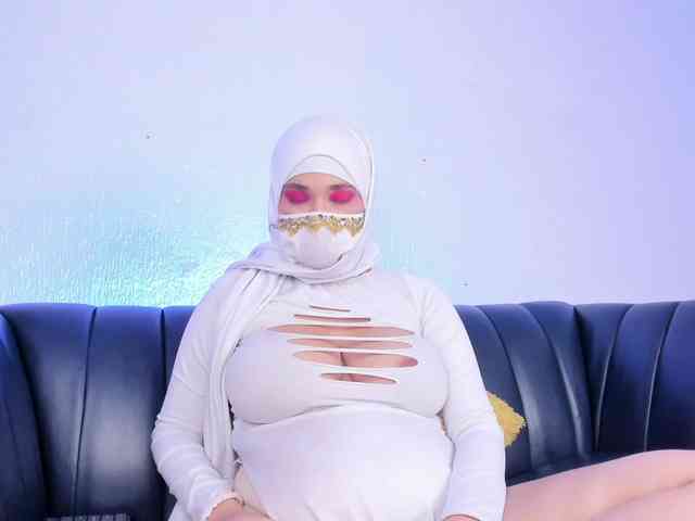 Eva-abaad webcam