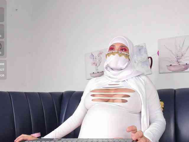Eva-abaad webcam