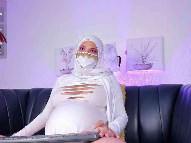 Eva-abaad webcam