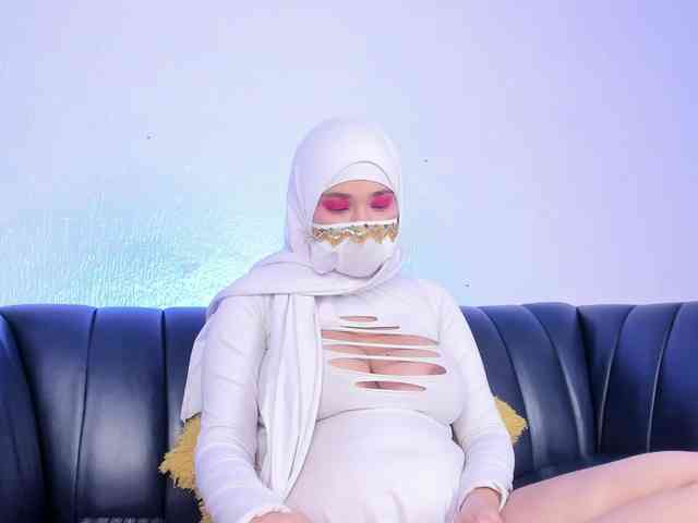 Eva-abaad webcam