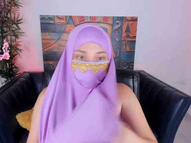 Eva-abaad webcam