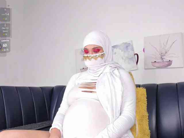 Eva-abaad webcam