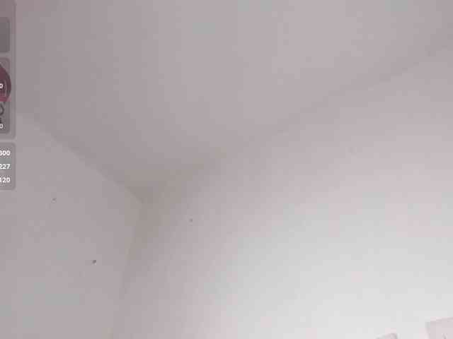 Eva-abaad webcam
