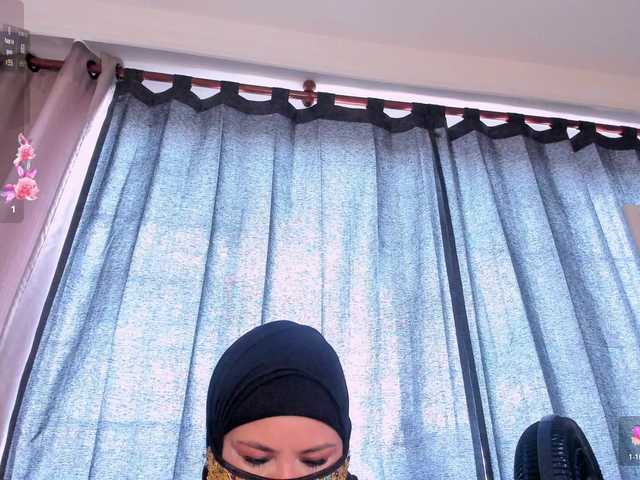 amina-hafssa's BongaCams show and profile