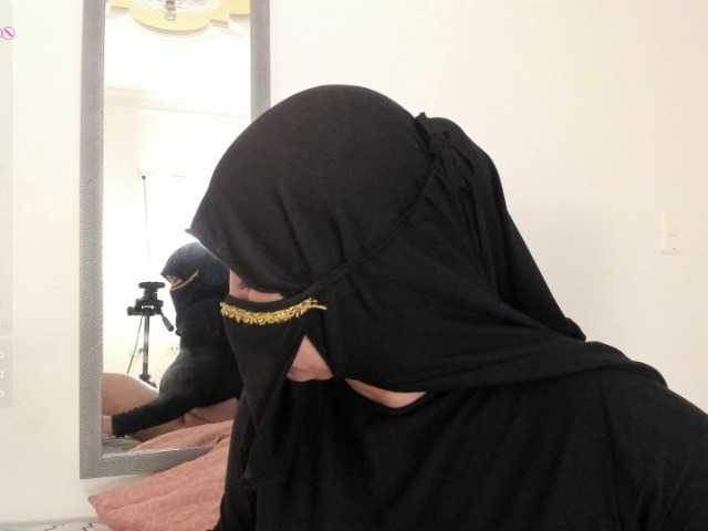 amina-hafssa's BongaCams show and profile