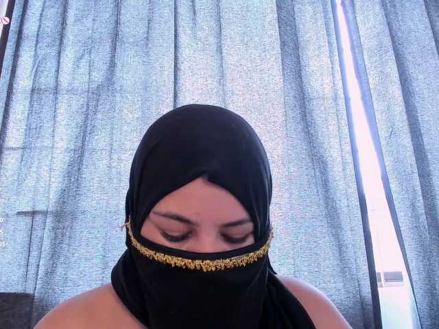 amina-hafssa's BongaCams show and profile