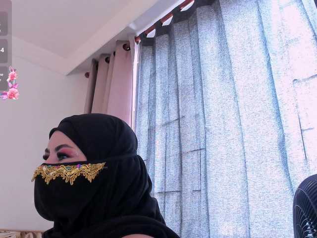 amina-hafssa's BongaCams show and profile