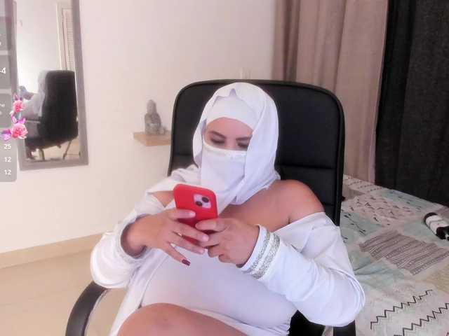 amina-hafssa's BongaCams show and profile