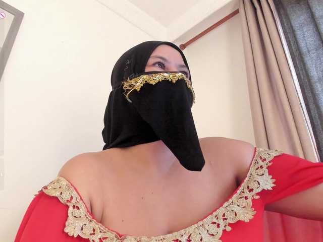 amina-hafssa's BongaCams show and profile