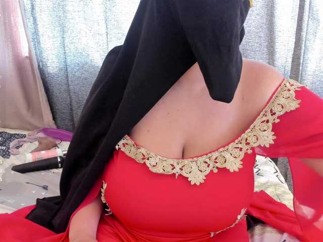 amina-hafssa's BongaCams show and profile