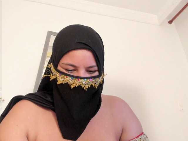 amina-hafssa's BongaCams show and profile