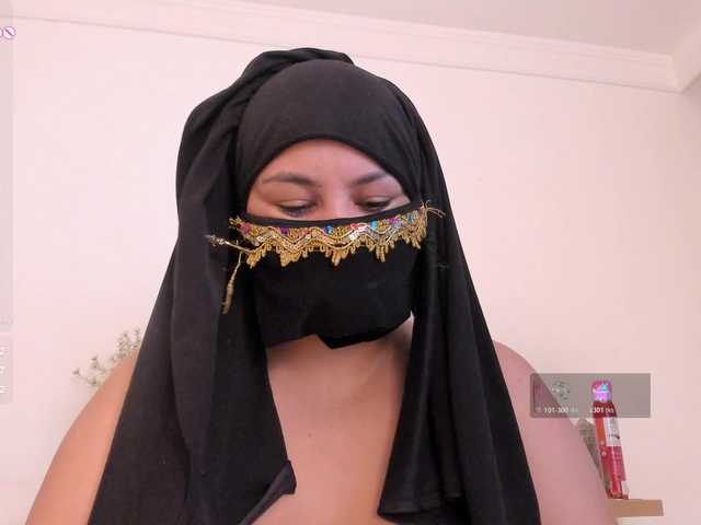 amina-hafssa's BongaCams show and profile