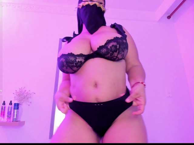 amina-hafssa's BongaCams show and profile