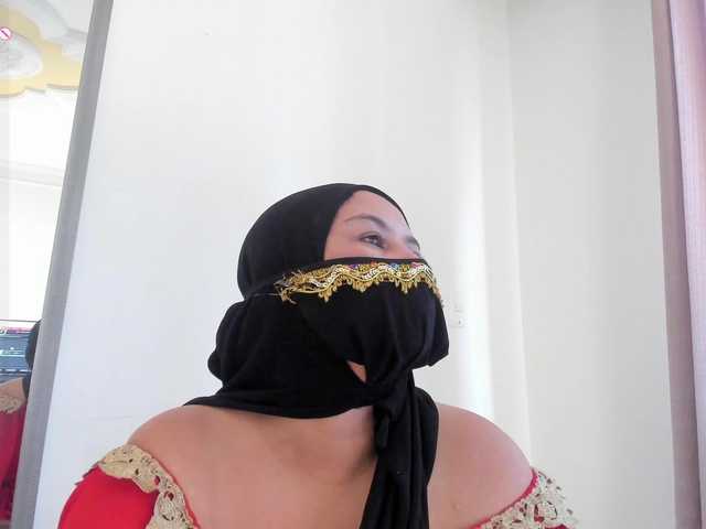 amina-hafssa's BongaCams show and profile