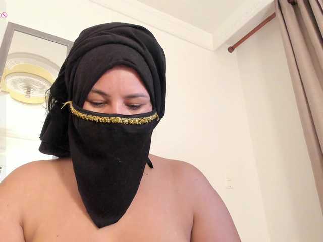 amina-hafssa's BongaCams show and profile