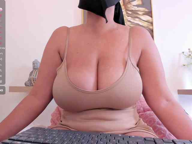 amina-hafssa webcam