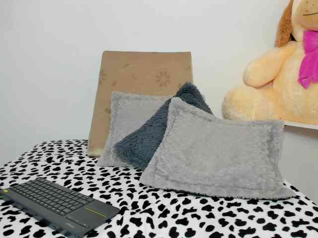 thin-princess webcam