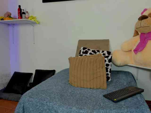 thin-princess webcam